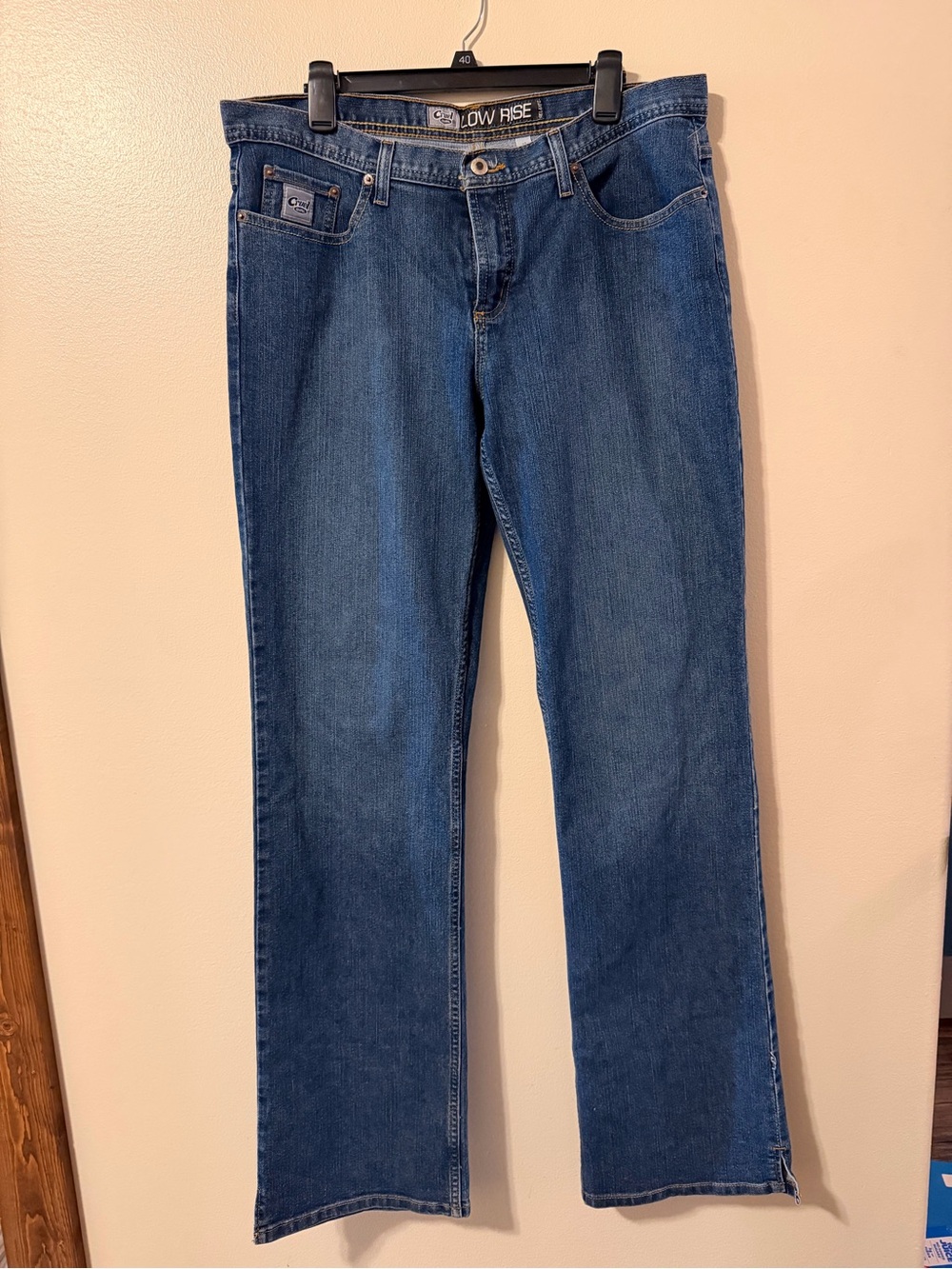 Jeans Subcategory Selection